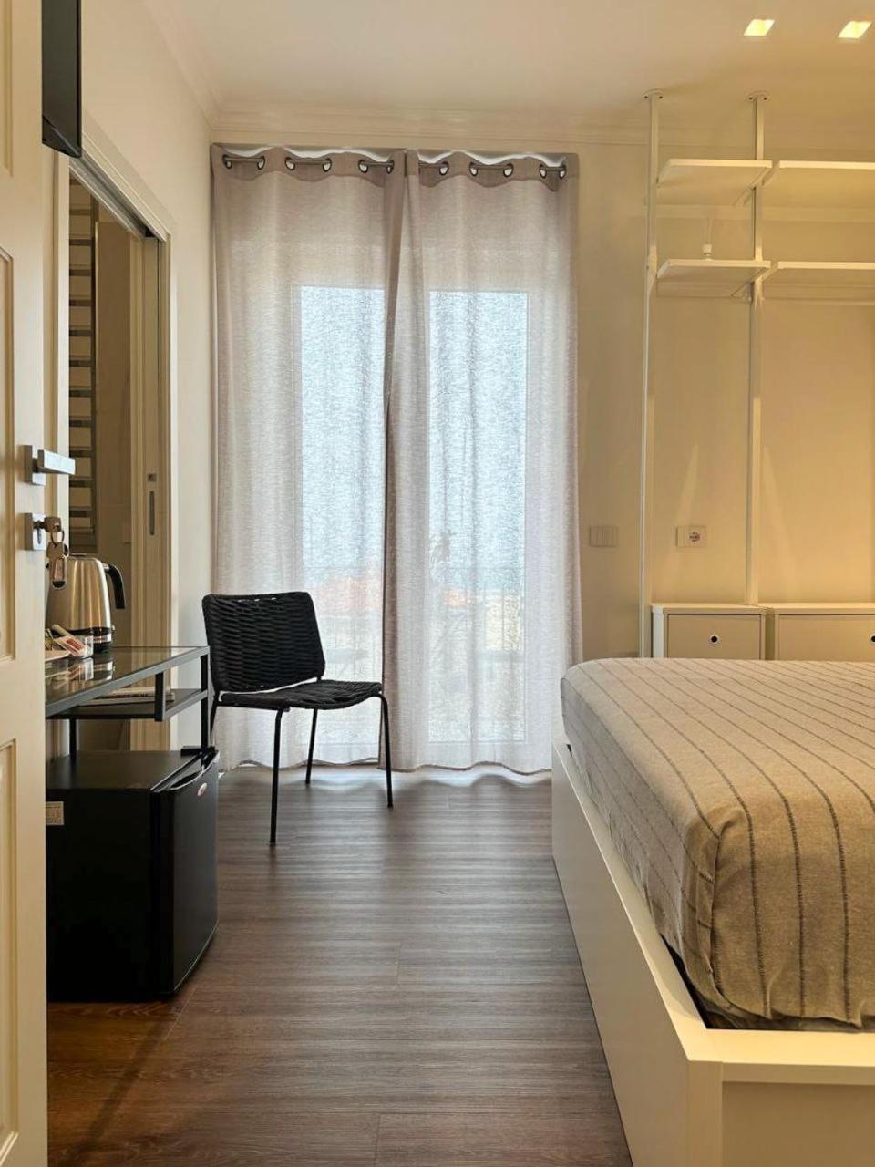 Iblu Rooms Termoli Bagian luar foto