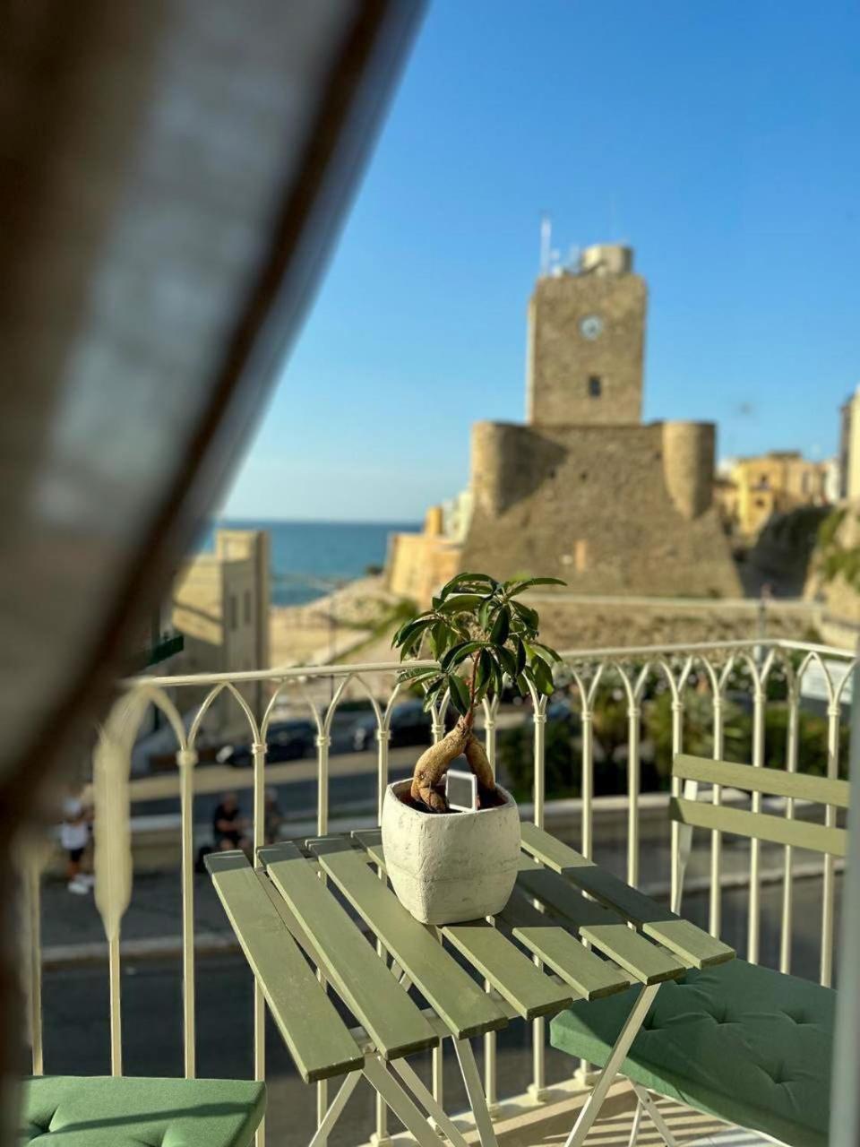Iblu Rooms Termoli Bagian luar foto